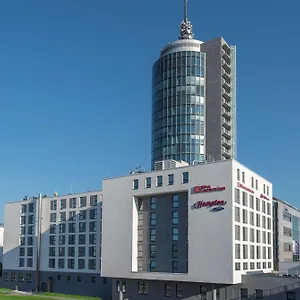 Hampton By Hilton West Hotel